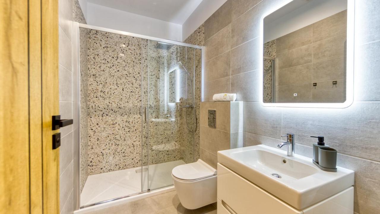 Apartamenty Vip Zdrojowa 6 Świeradów-Zdrój Esterno foto